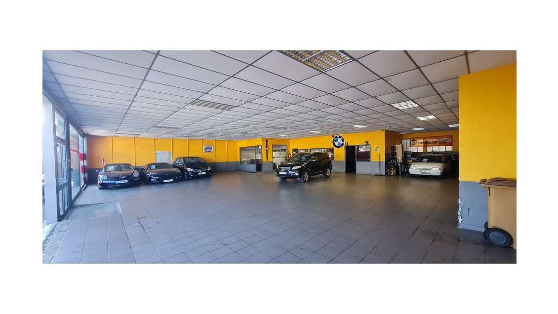 AV local d'activités 683m² Saint-Brieuc empl n°1