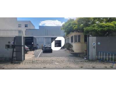 Vente Locaux d'activités - Entrepôts à Saint-Denis