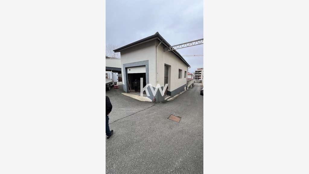 A vendre locaux d'activité 526m² à Saint-Etienne