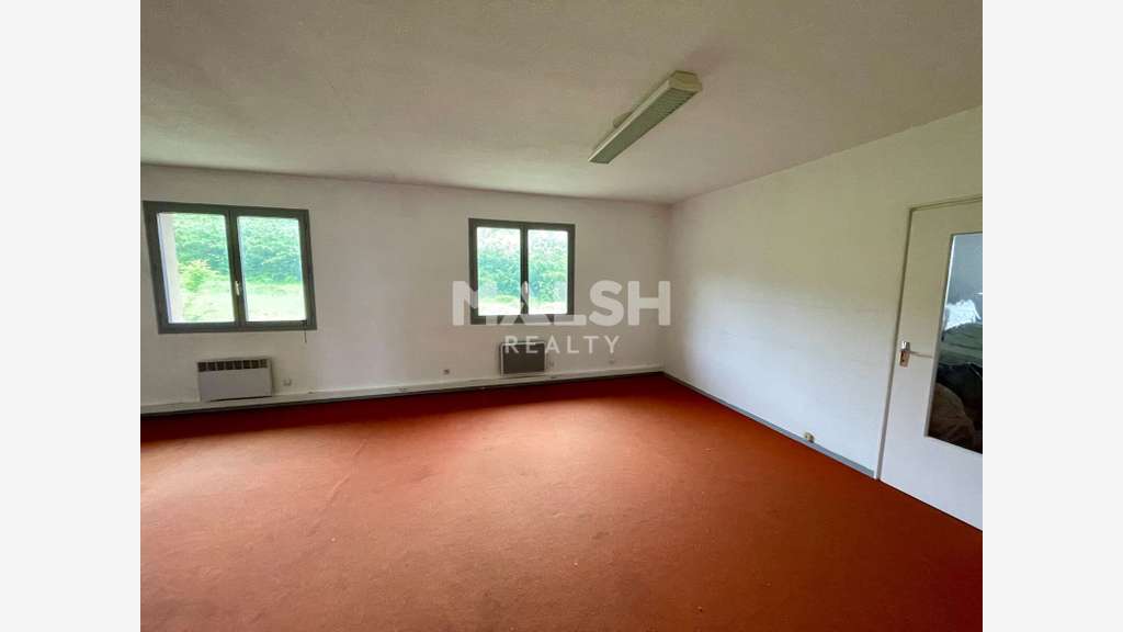AV ensemble immobilier 503m² à Saint-Genis-Laval