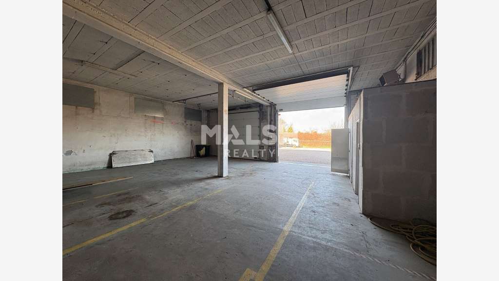 AV ensemble immobilier 503m² à Saint-Genis-Laval