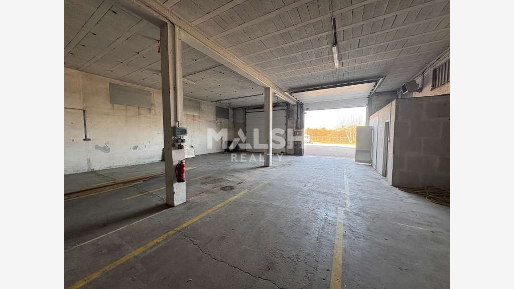 AV ensemble immobilier 503m² à Saint-Genis-Laval