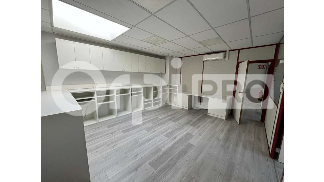 A VENDRE - LOCAL PROFESSIONNEL