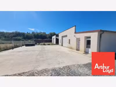 AV local 109m² à Saint-Georges-lès-Baillargeaux