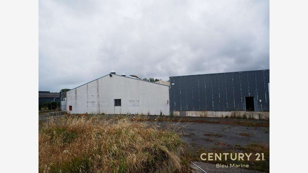 LOCAL D’ACTIVITÉ de 2 180m²