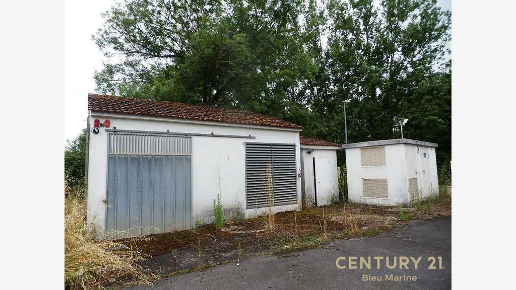 LOCAL D’ACTIVITÉ de 2 180m²