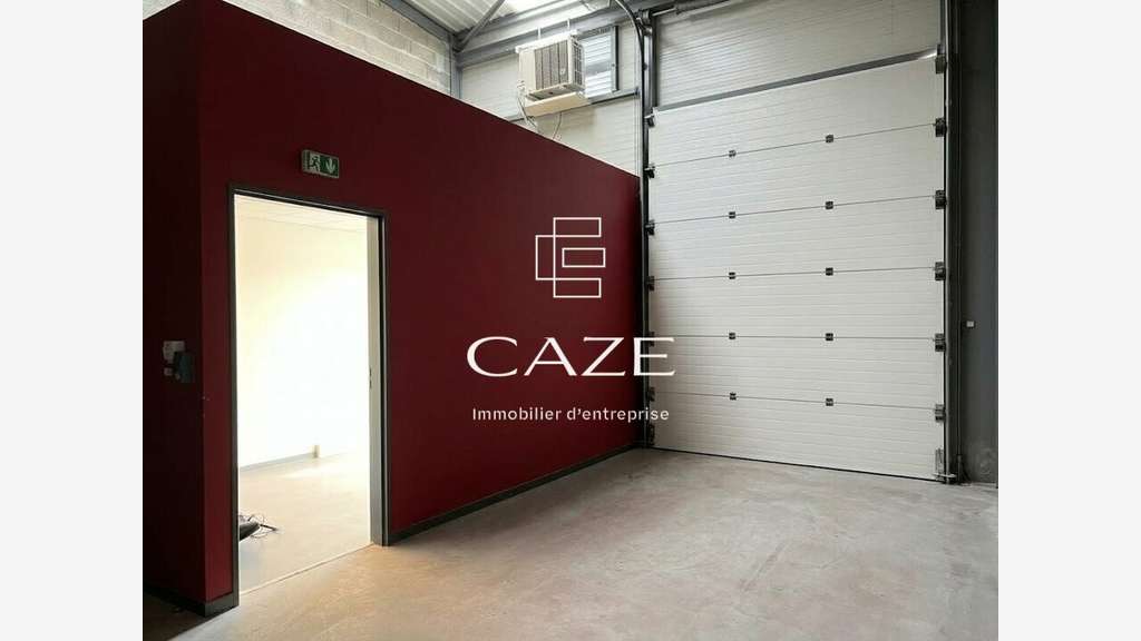 LOCAL D'ACTIVITE A VENDRE