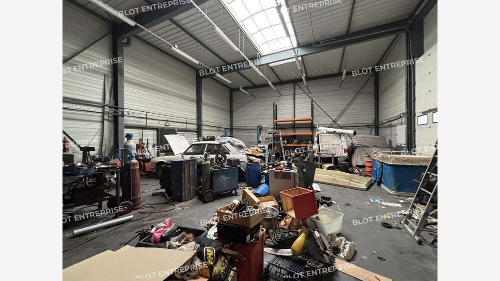 A vendre locaux 292m² Saint-Julien-de-Concelles