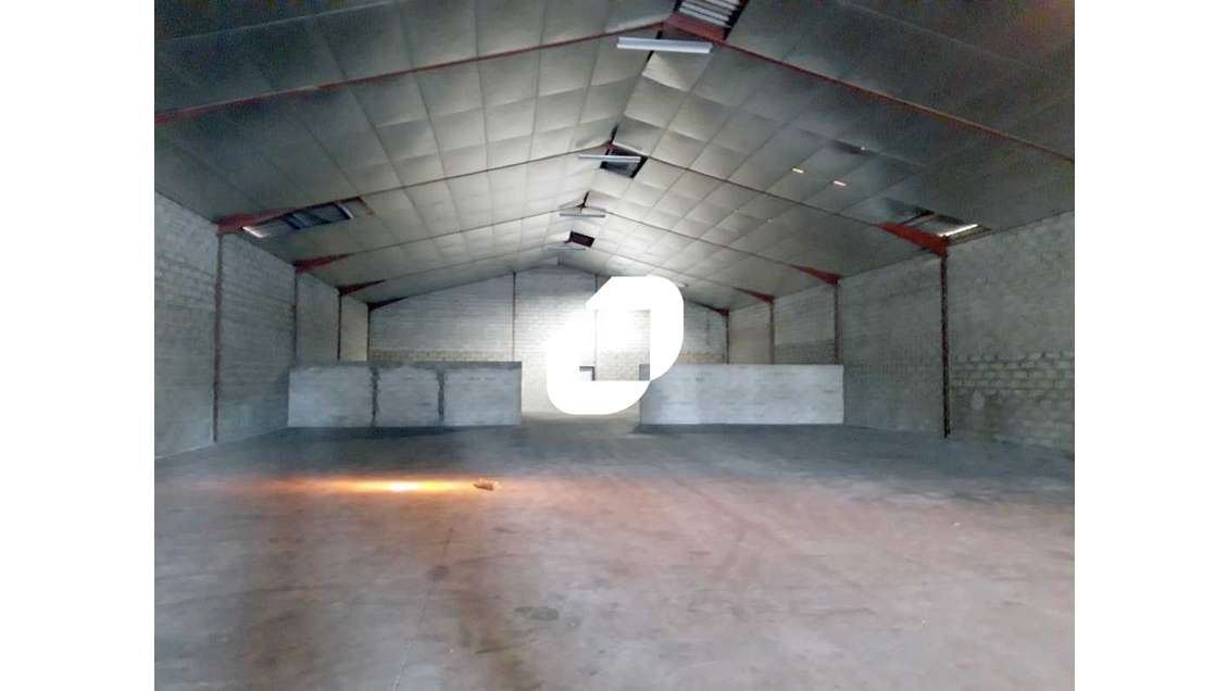 Vente Local d'activité 1080m² Saint loubes