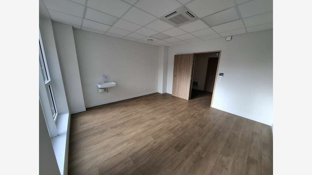 Local professionnel de 27m² à vendre à Saint Malo