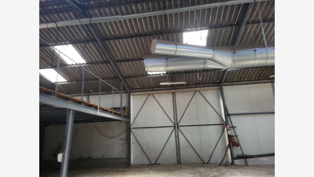 Vente local d'activité 750m² axe Vannes Ploermel
