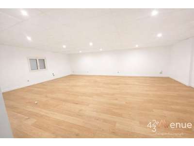 Vente Locaux d'activités - Entrepôts à Saint-Martin-la-Plaine