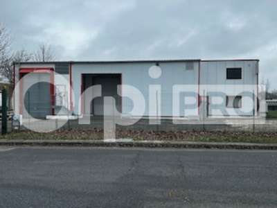 A vendre local d'activité 384m² ZAC de St-Maximin