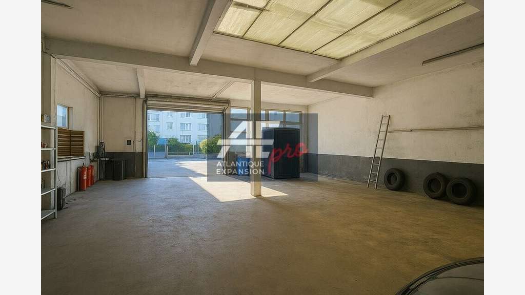 Vente local d'activité 247m² Saint Nazaire centre