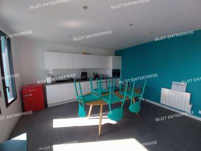 A vendre local d'activités 445m² ZA Saint-Nolff
