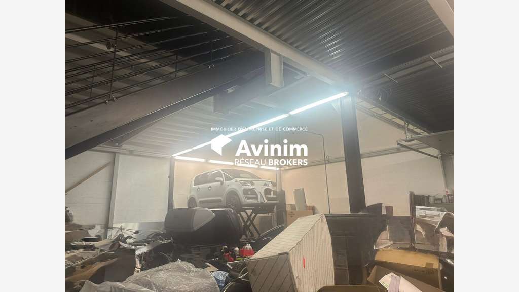 Vente local d'activité 325m² à Saint-Ouen-l'Aumône