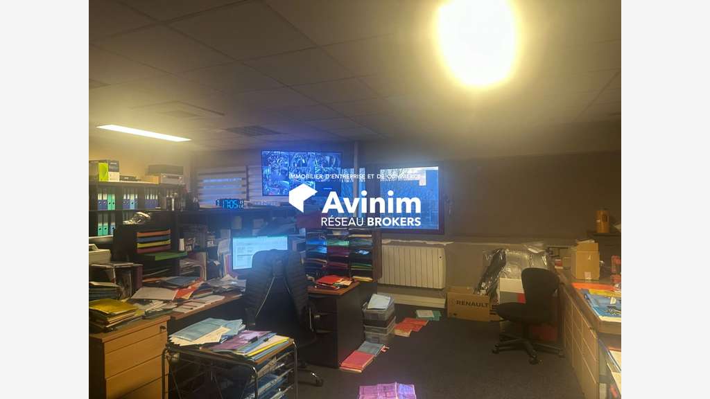 Vente local d'activité 325m² à Saint-Ouen-l'Aumône