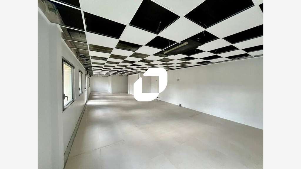 Vente Local d'activité 500m² Saint priest