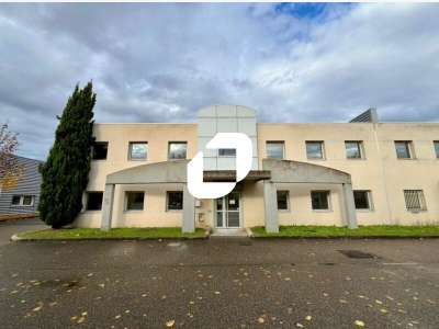 Vente Local d'activité 500m² Saint priest
