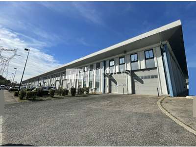 Vente Locaux d'activités - Entrepôts à Saint-Quentin-Fallavier