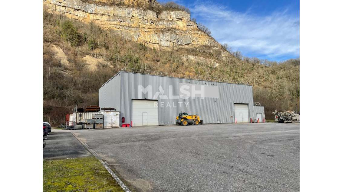 Ensemble immo composé de deux bâtiments St-Rambert