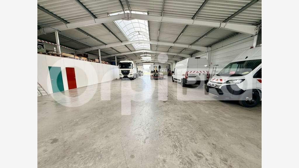 Vente local d'activité 2723m² St-Romain-de-Colbosc