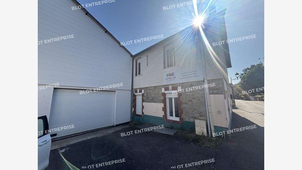 A vendre locaux d'activités 600m² à Savenay