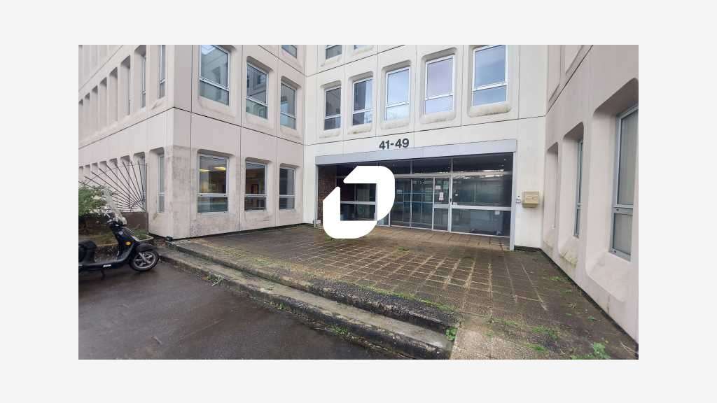 Vente Local d'activité 302m² Sevres
