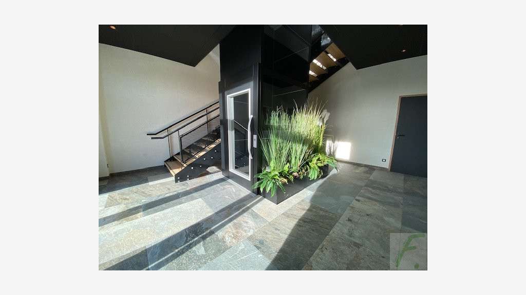 A vendre local d'activité de 125.14m² à Sillingy