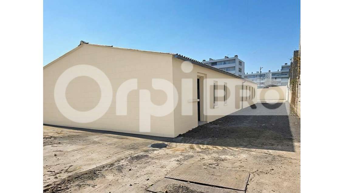 LOCAL D'ACTIVITE à vendre dans le 02