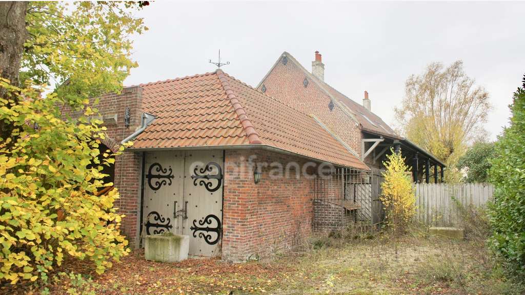 Local/bureau à vendre STEENWERCK (59) Corps de 