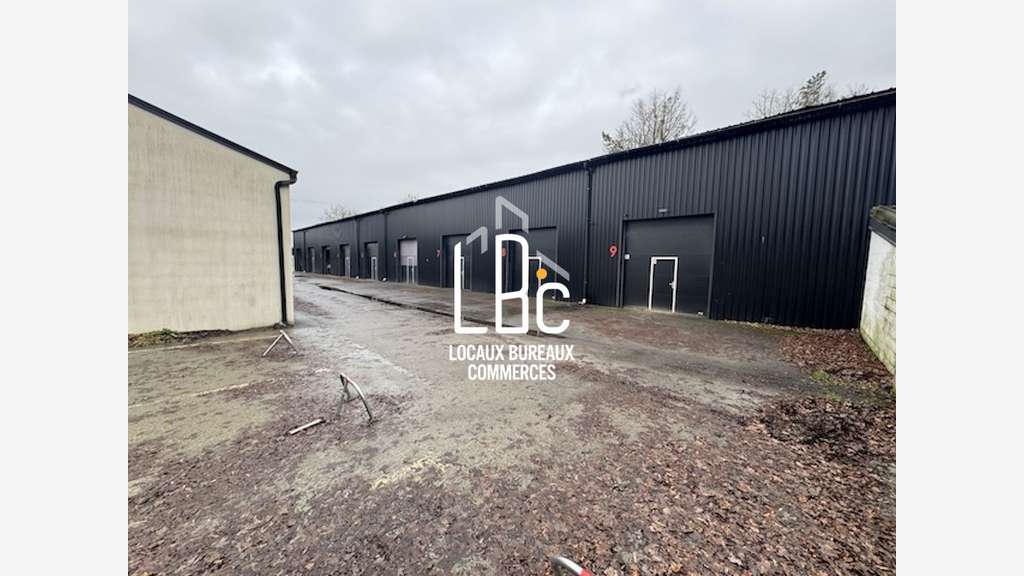 AV local multi activités 145m² à Sucé-sur-Erdre