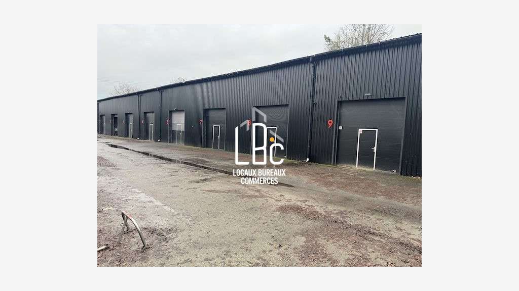AV local multi activités 145m² à Sucé-sur-Erdre