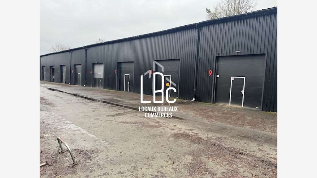 AV local multi activités 145m² à Sucé-sur-Erdre