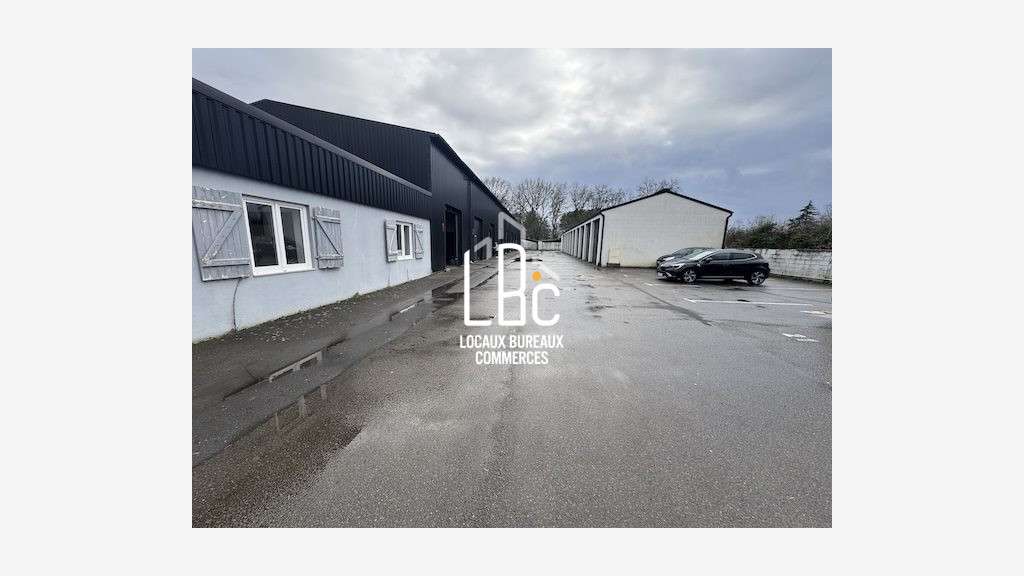 AV local multi activités 145m² à Sucé-sur-Erdre
