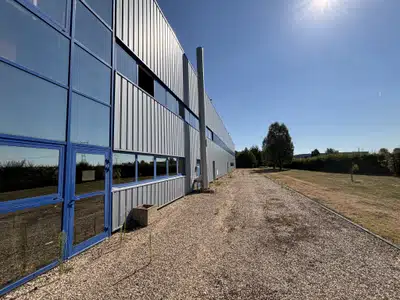 A VENDRE BATIMENT INDUSTRIEL / LOGISTIQUE