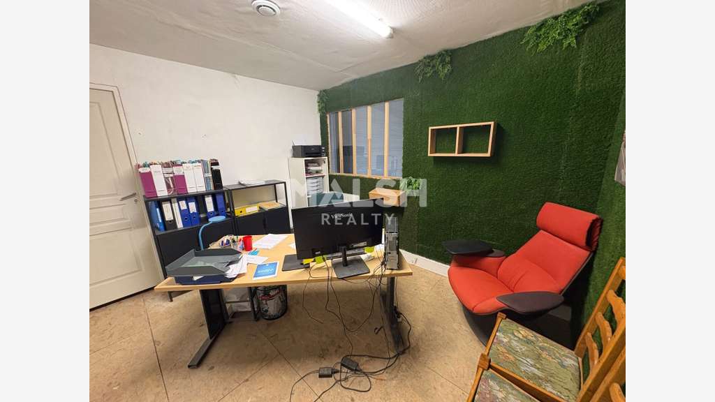 Locaux à vendre 425m² Parc de la Ronze à Taluyers