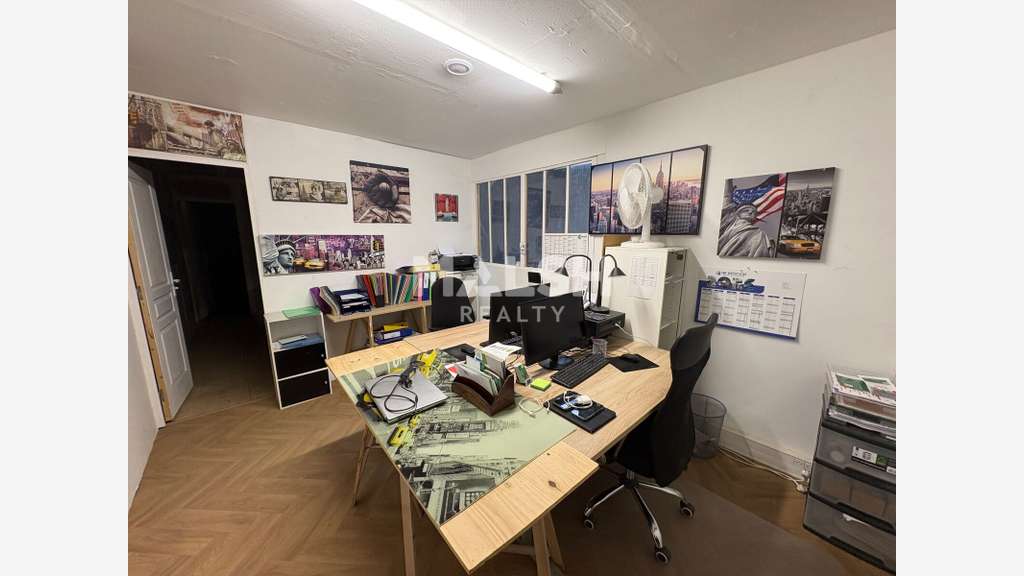 Locaux à vendre 425m² Parc de la Ronze à Taluyers