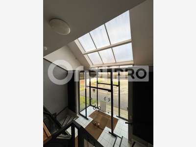 Local professionnel 469m² à vendre à Tincques