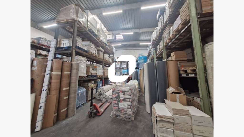 Vente Local d'activité 800m² Torcy