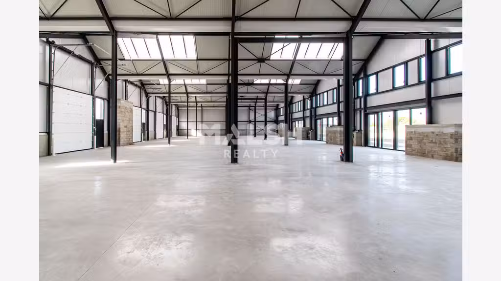 Locaux d'Activités neufs à TOUSSIEU - A VENDRE OU
