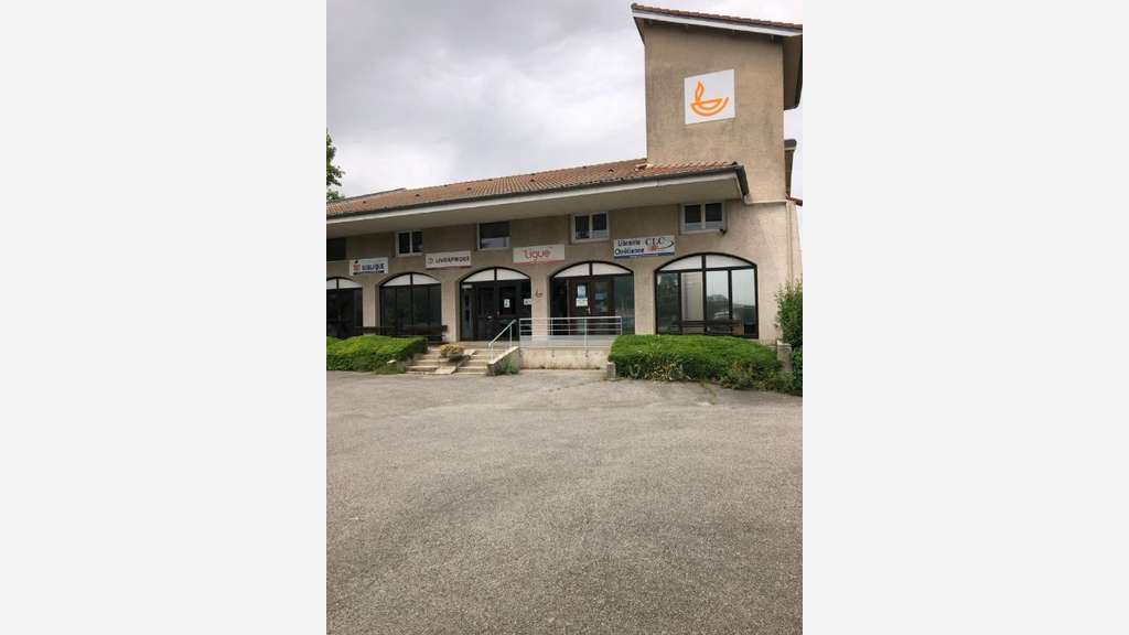 Immeuble commercial 760m² sur 1200m² à Valence