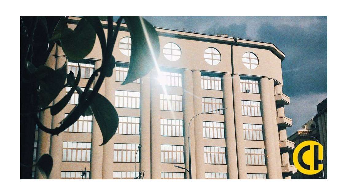 Immeuble commercial 760m² sur 1200m² à Valence