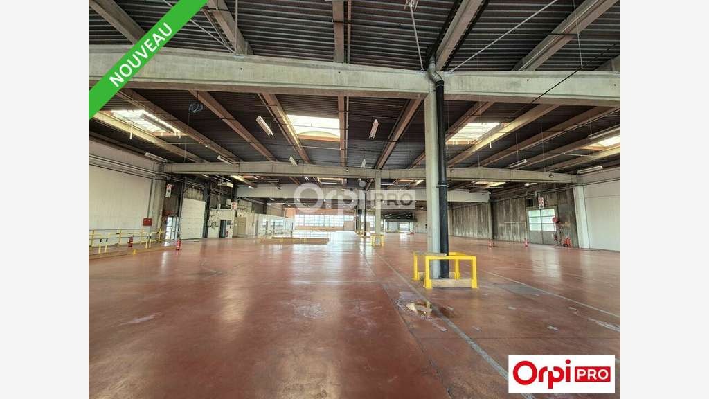 Local d'activité 2700m² à vendre sur Valence