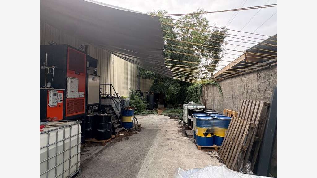 Bâtiment indépendant à vendre - VAULX EN VELIN