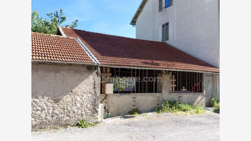 Ancien atelier 90m² à vendre à Veynes centre (05)