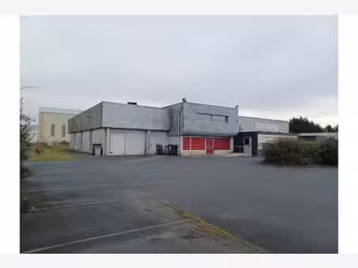 À vendre – Local agroalimentaire de 998 m² à Vill