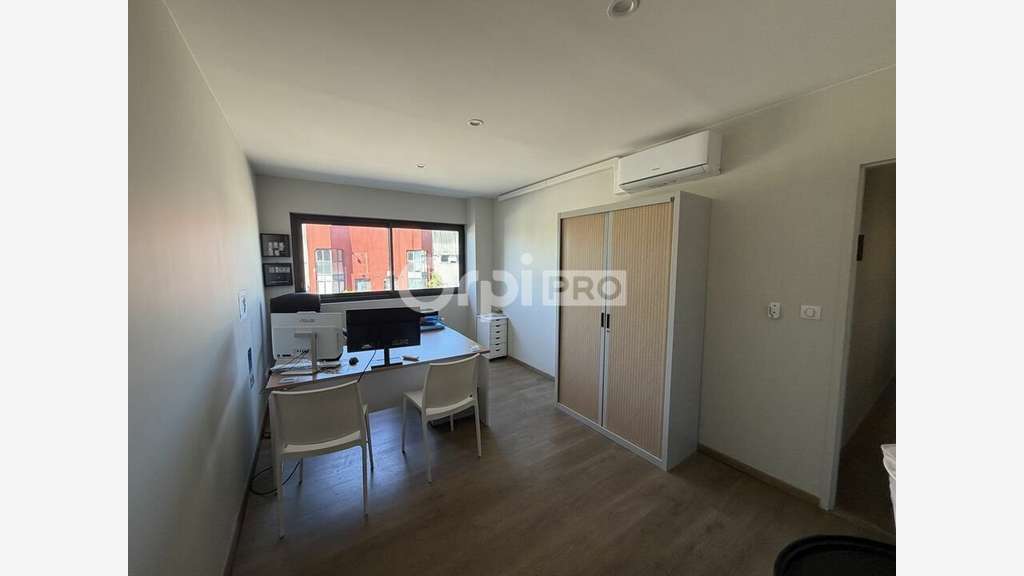Vente local mixte de 450m² à Villeurbanne