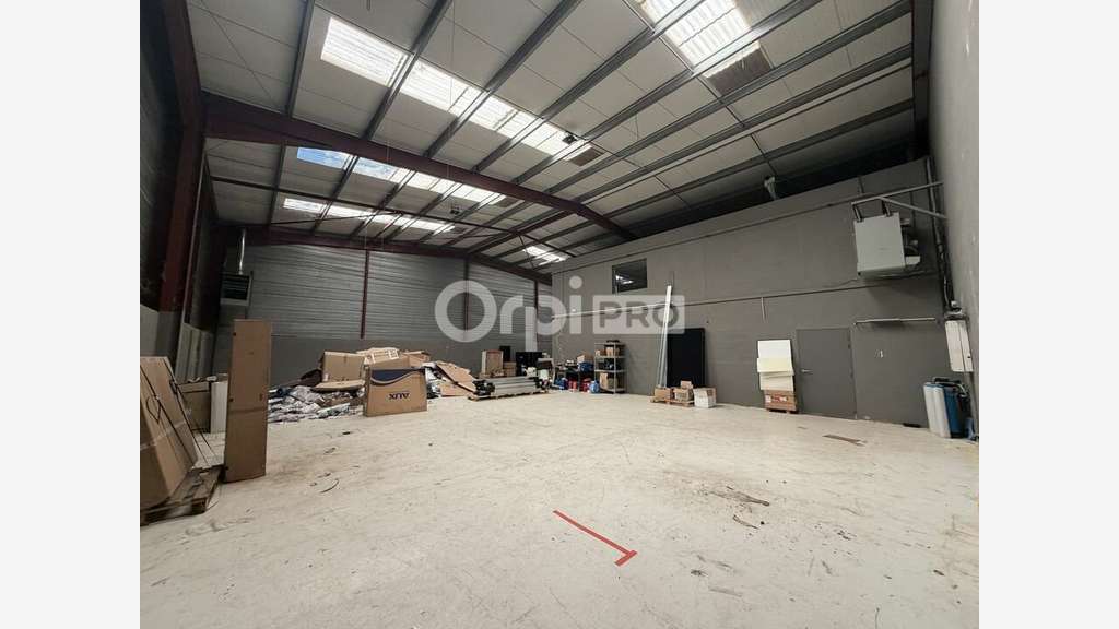 Vente local mixte de 450m² à Villeurbanne