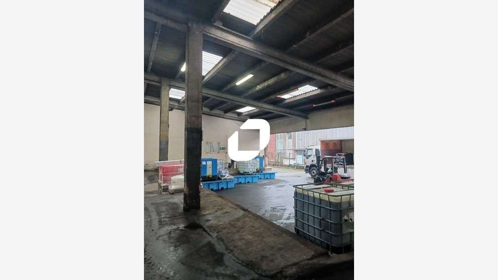 Vente Local d'activité 2107m² Vitry sur seine